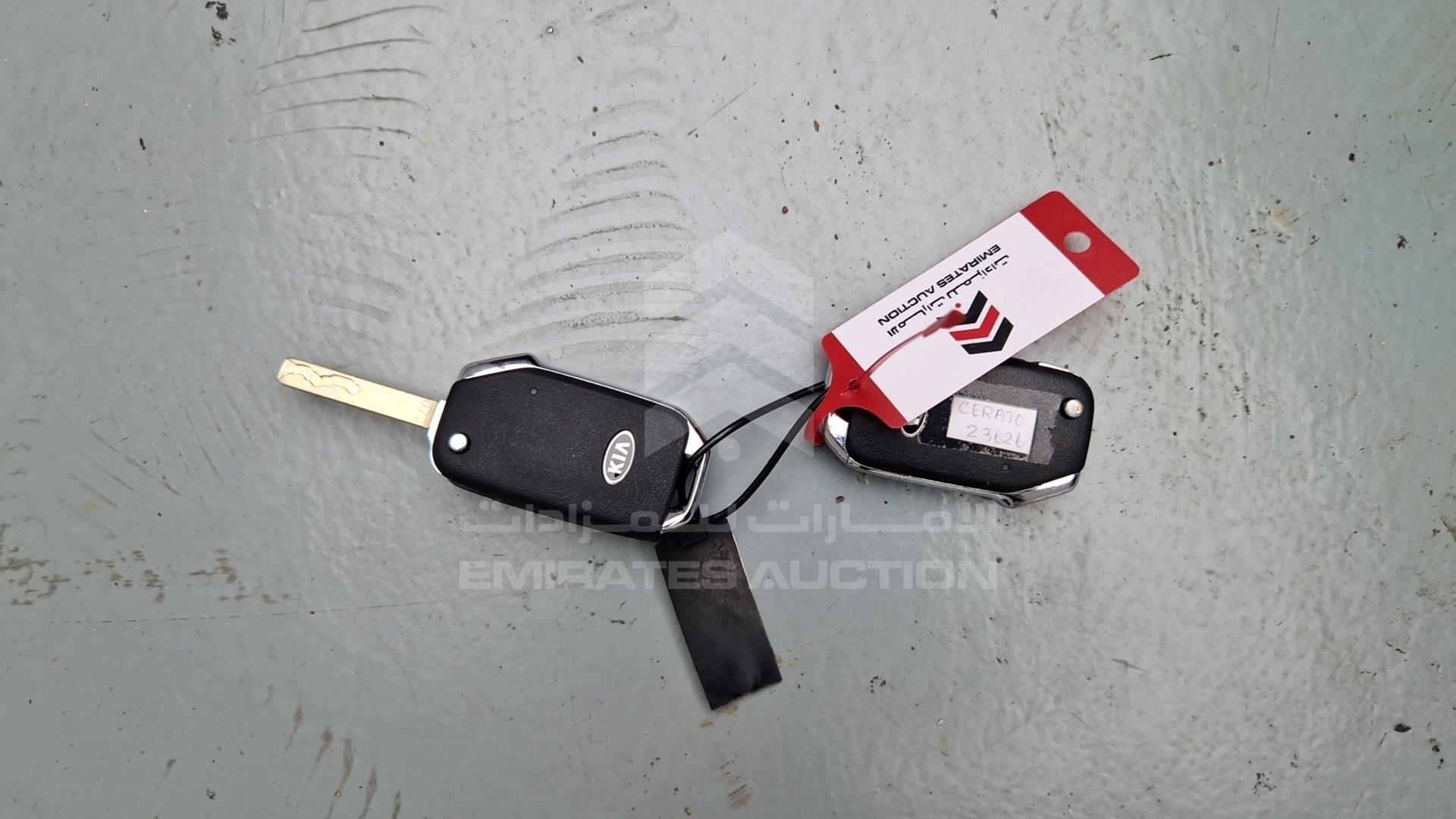 2020 KIA CERATO VIN: KNAF24168L5856889