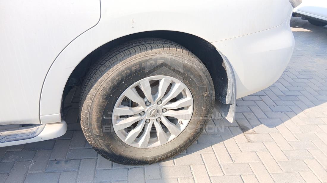 نيسان باترول 2019 — الإطار الخلفي الأيسر — صورة 30