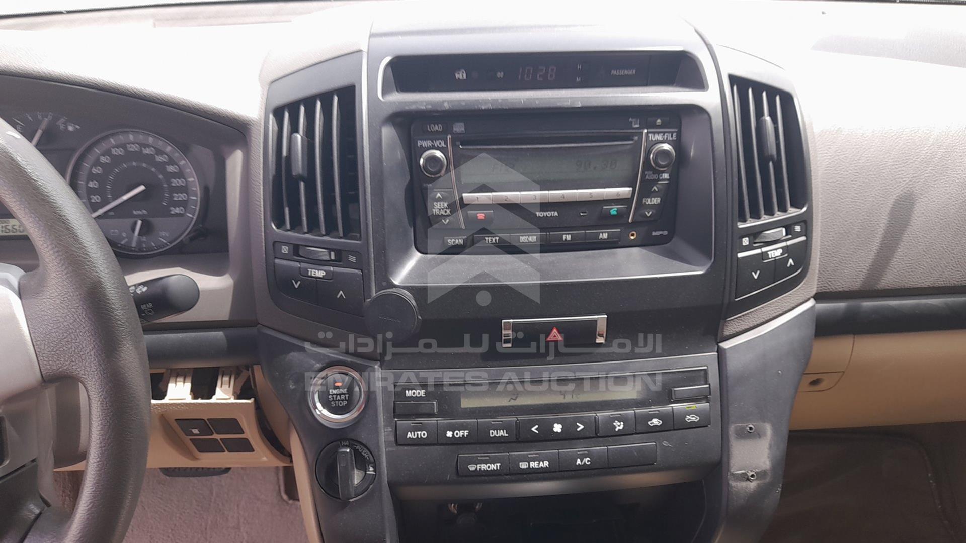 2013 TOYOTA LAND CRUISER VIN: JTMDU09J6D5072251