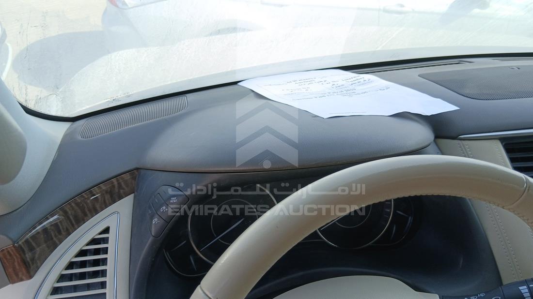 نيسان باترول 2019 — زاوية واجهة السائق الأمامية اليسرى — صورة 12