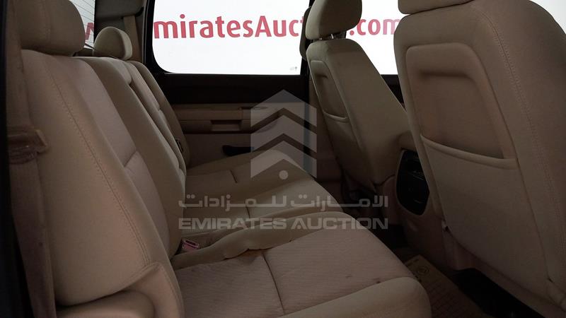 3GCPK9E7XCG160017 Auction: EmiratesAuction Lot: 409827 3GCPK9E7XCG160017 Chevrolet Silverado 2012 RED Photo 21
