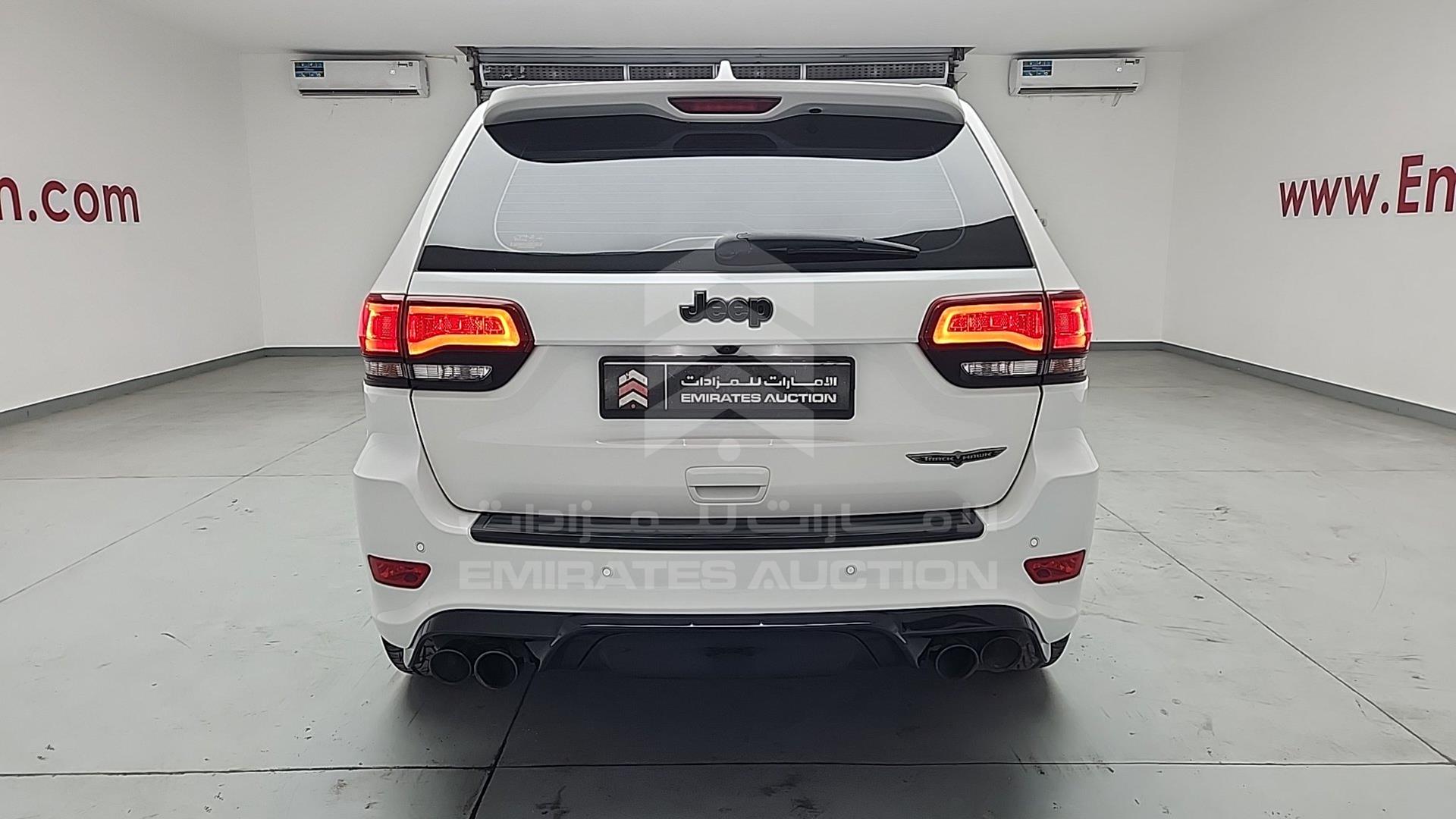 2018 JEEP GRAND CHEROKEE SRT-8 VIN: 1C4RJFN9XJC243765