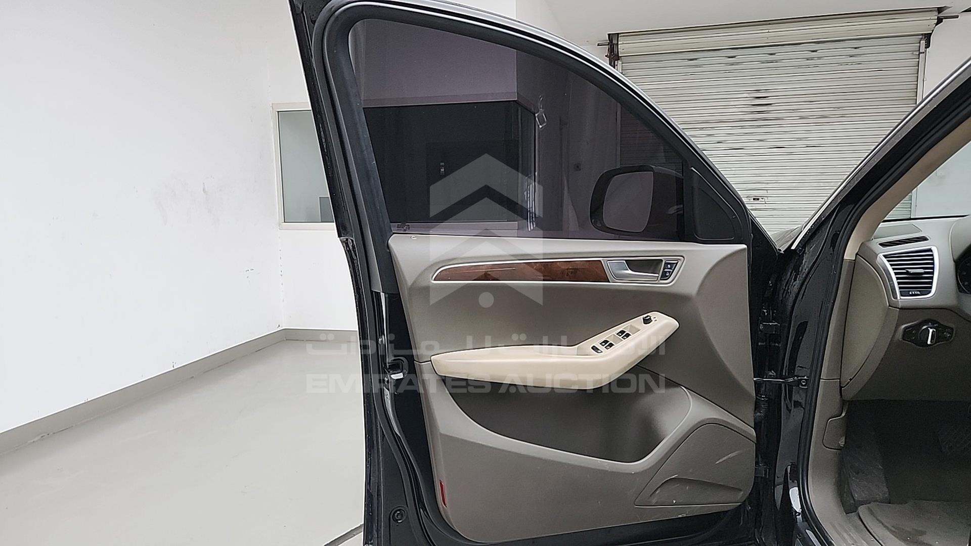 2012 AUDI Q5 VIN: WAUCFC8R9CA088249