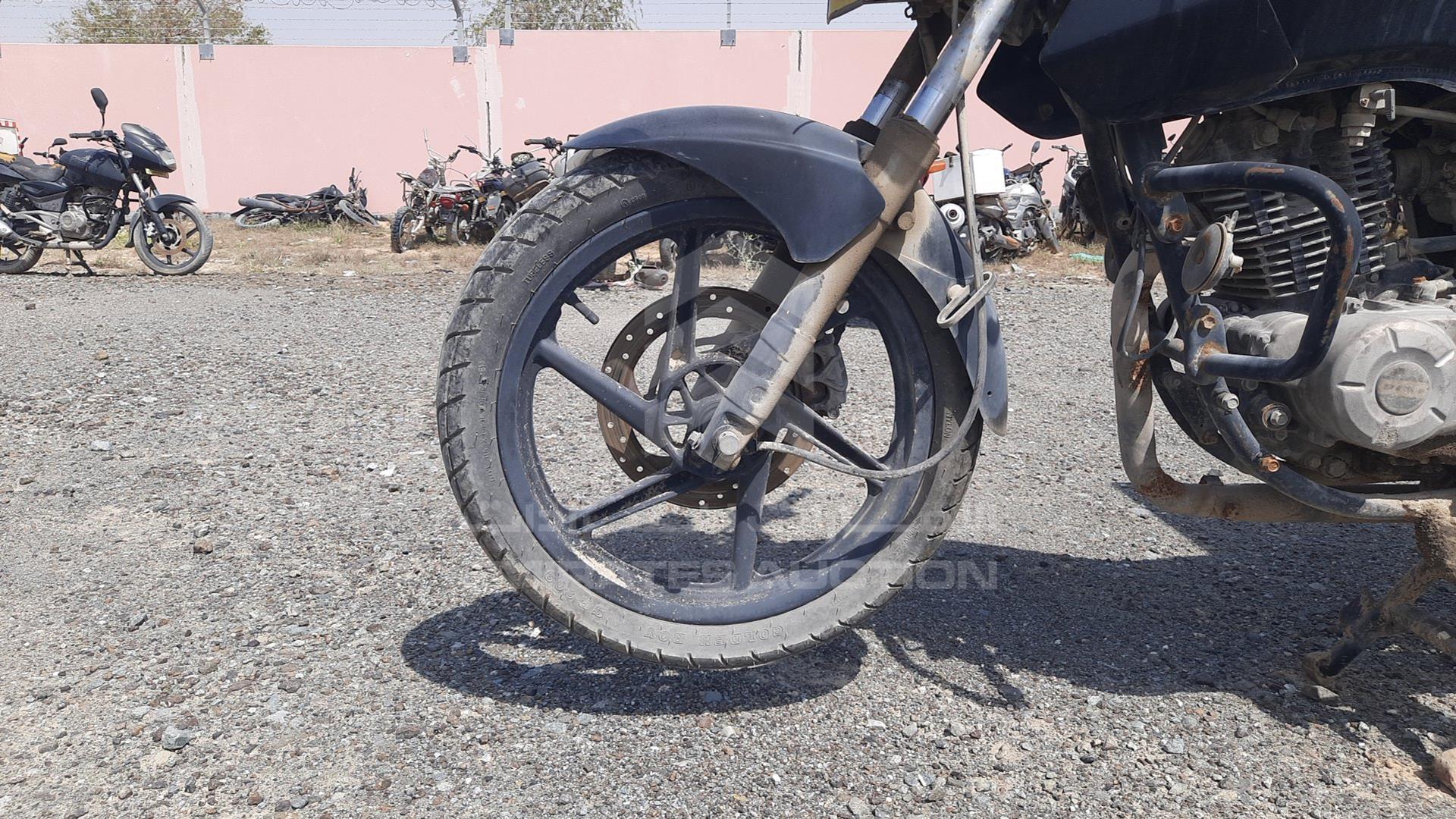 2013 BAJAJ 180 CC VIN: MD2A12DZ1DCK68012