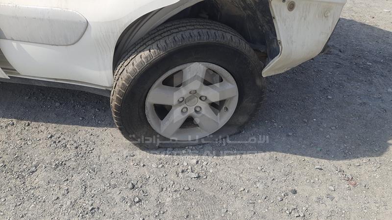 VIN: JTEHH20V955007456 Auction: EmiratesAuction Lot: 343812 JTEHH20V955007456 Toyota RAV 4 2005 BLACK Photo 28