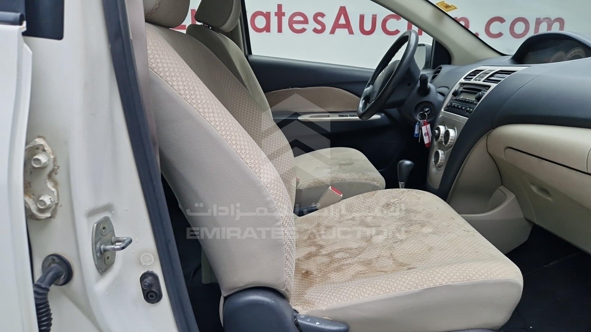 2008 TOYOTA YARIS VIN: JTDBW923884016907
