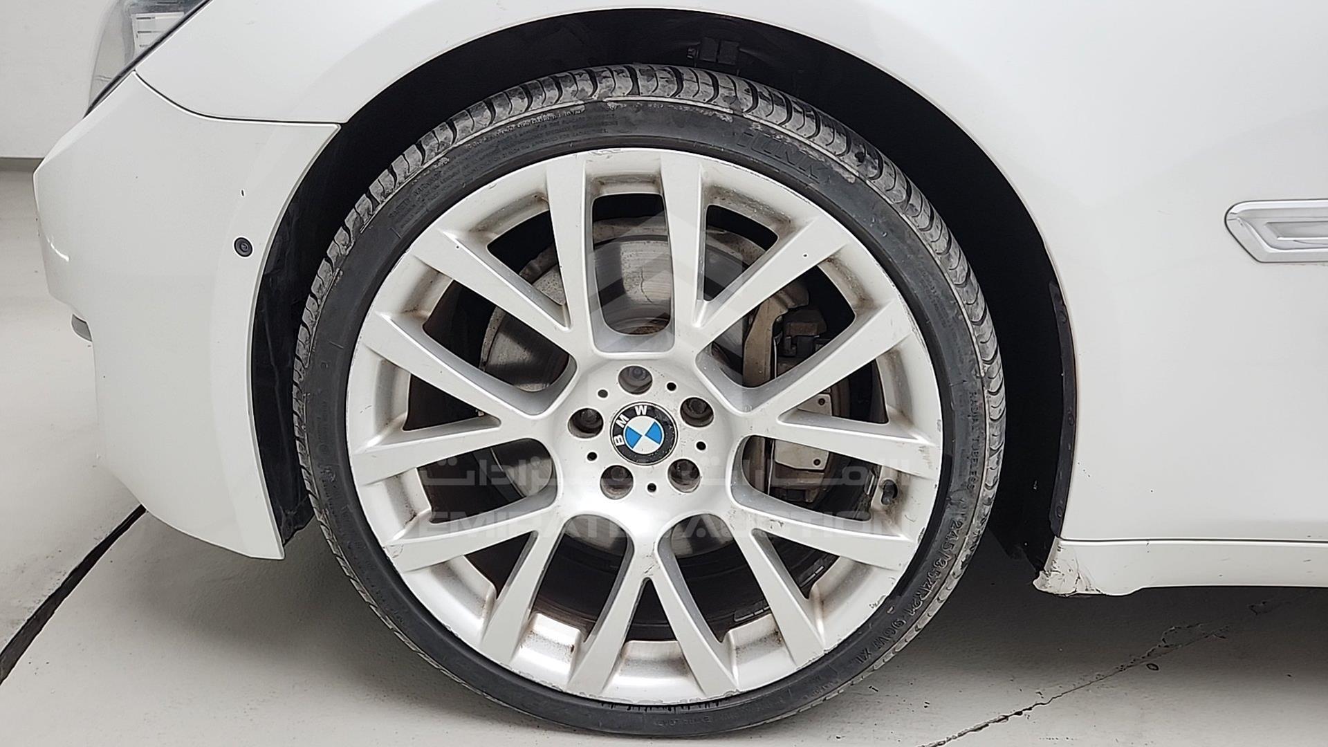 2013 BMW 750LI VIN: WBAYE8105DDD87712