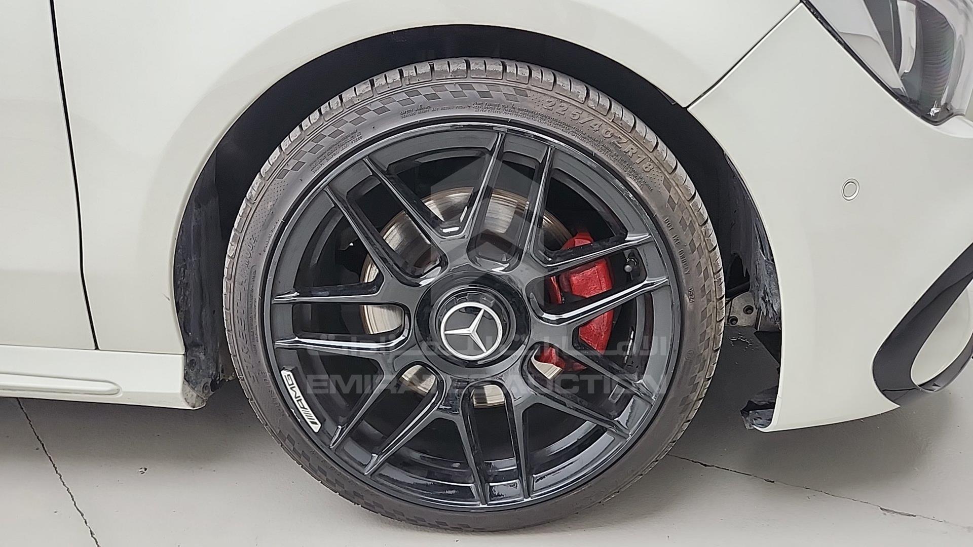 2018 MERCEDES CLA 250 VIN: WDDSJ4EB9JN561816