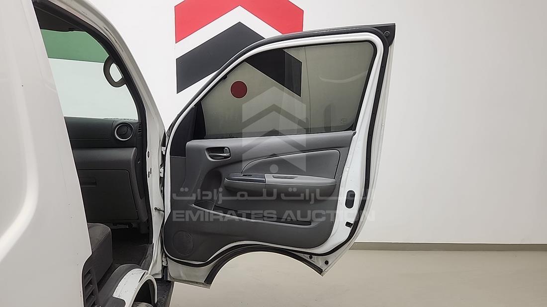 2020 Nissan Urvan — Front Right Door — Photo 17