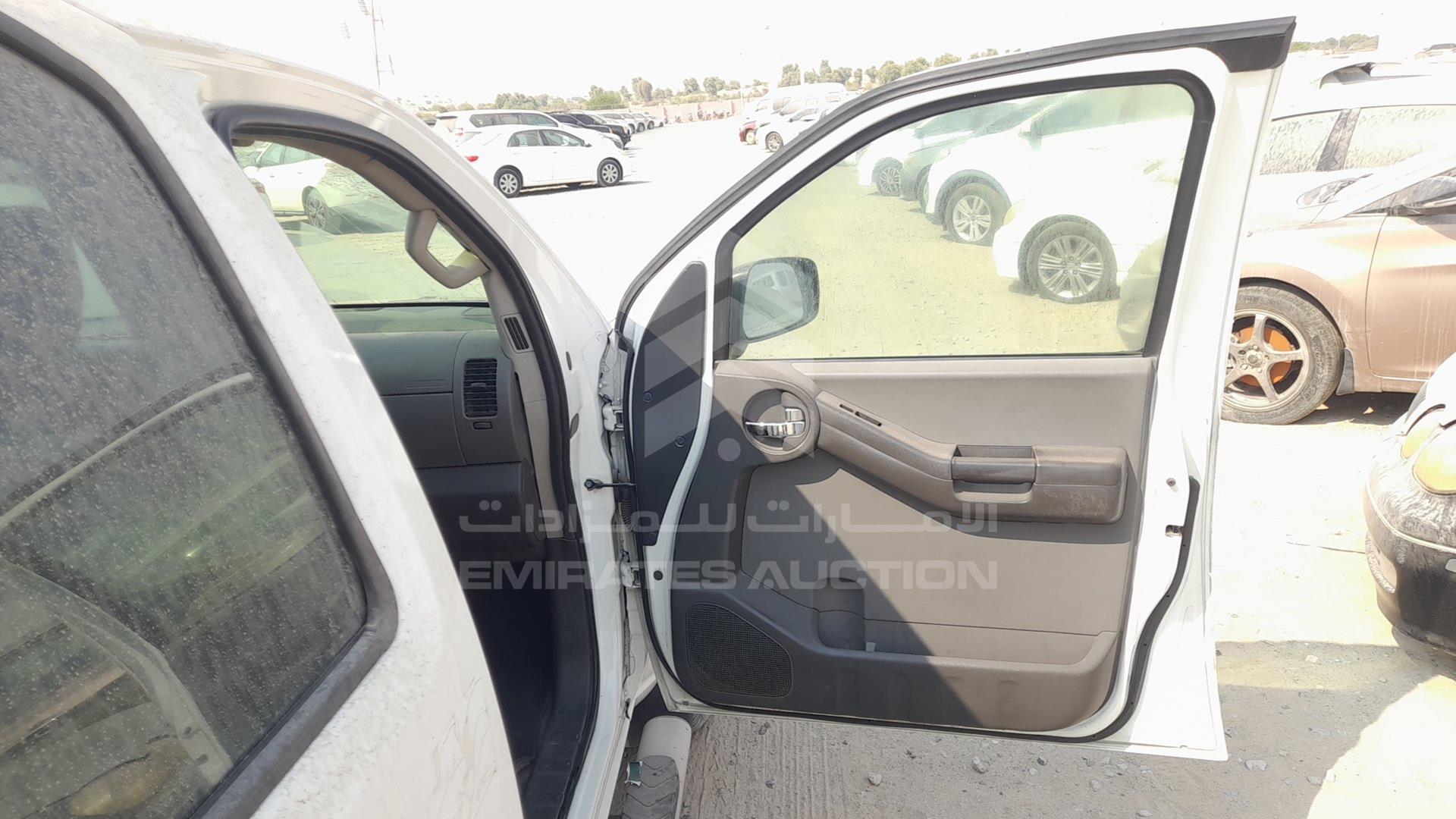 2013 NISSAN XTERRA VIN: 5N1AN0N60DN812891