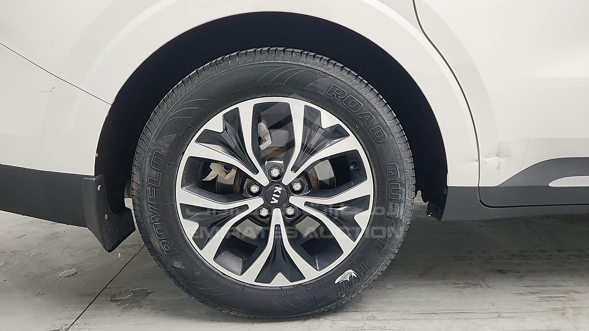 2021 KIA CARNIVAL VIN: KNANC8143M6049819