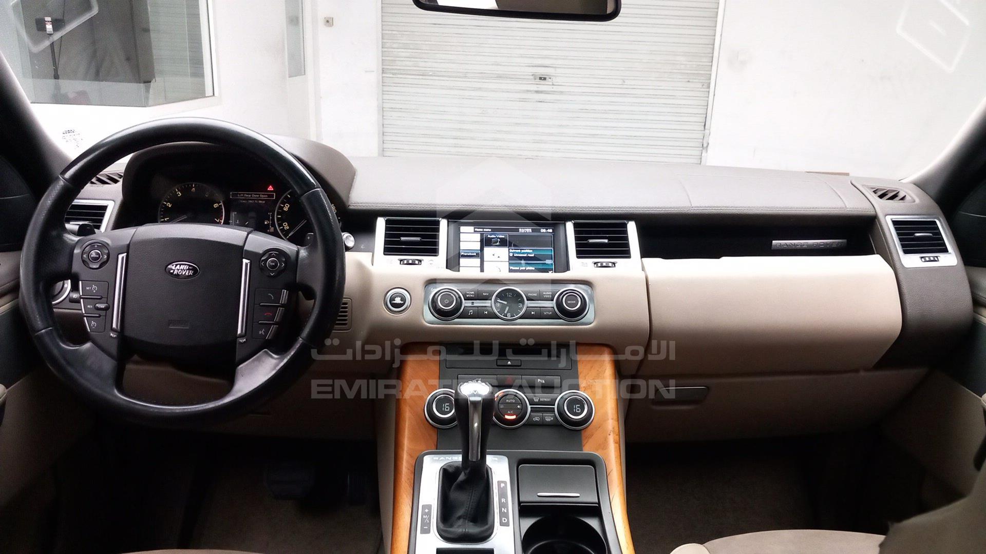 2013 RANGE ROVER SPORT VIN: SALLSAAD4DA812586