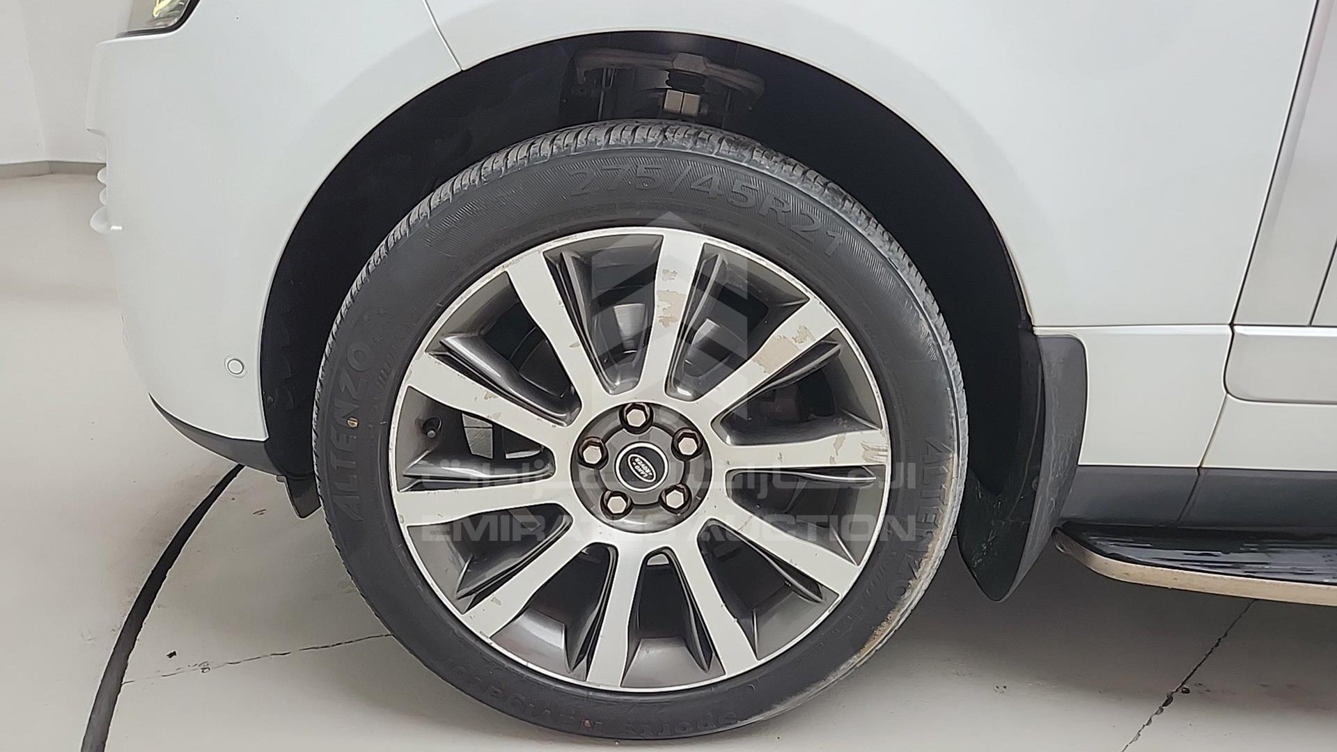 2014 RANGE ROVER VOGUE VIN: SALGA2DF1EA174711