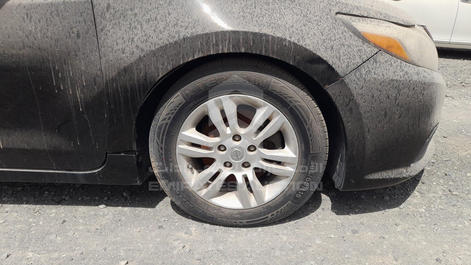 2017 NISSAN ALTIMA VIN: 1N4AL3AP0HN359667