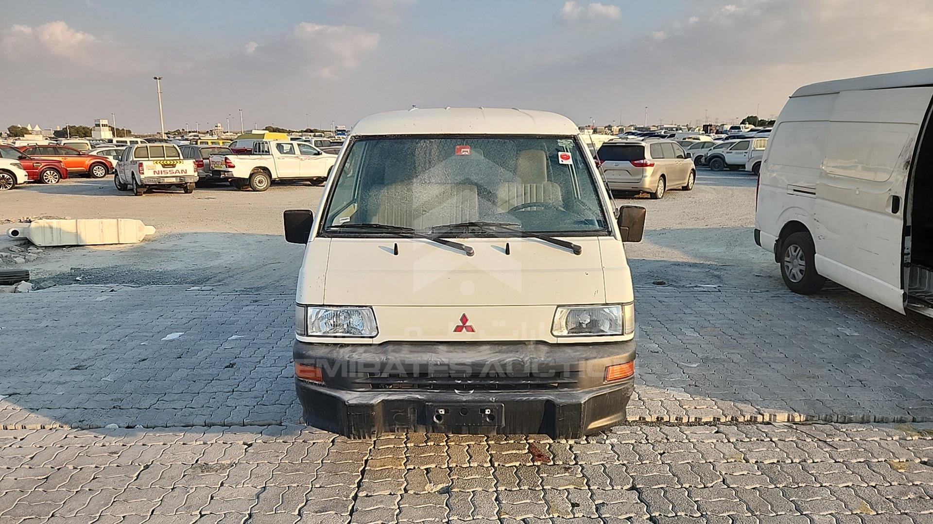2014 MITSUBISHI L 300 VIN: JMYJNP13VEA700309
