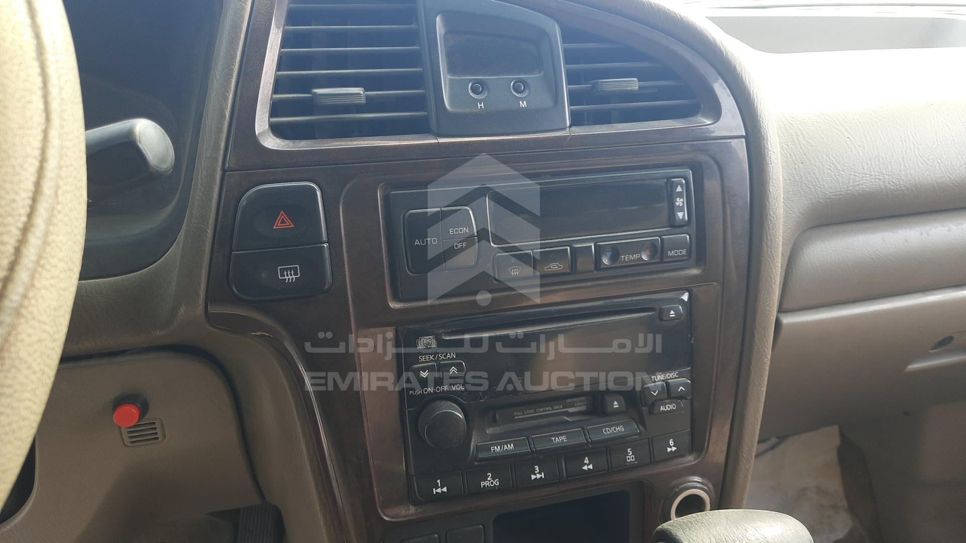 2001 NISSAN PATHFINDER VIN: JN8AR05Y41W513716