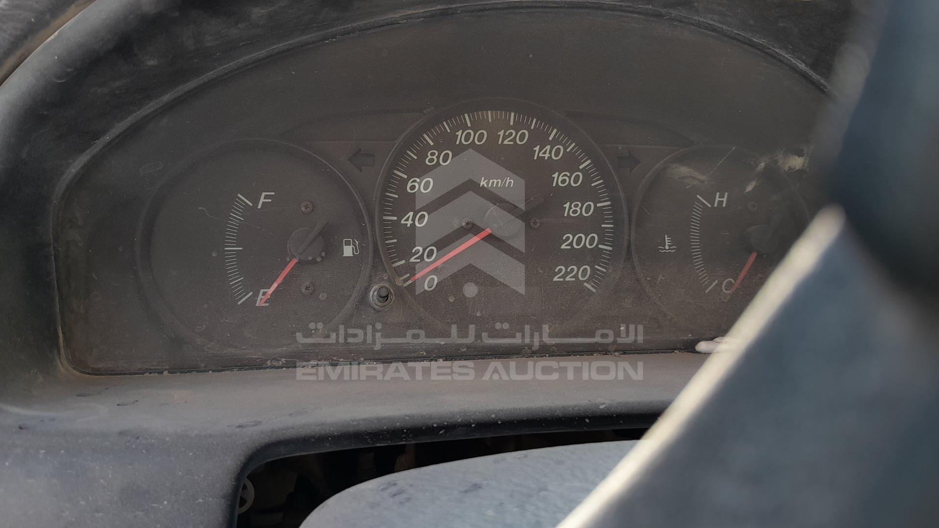 2002 MAZDA 323 VIN: JM7BJ123121209110