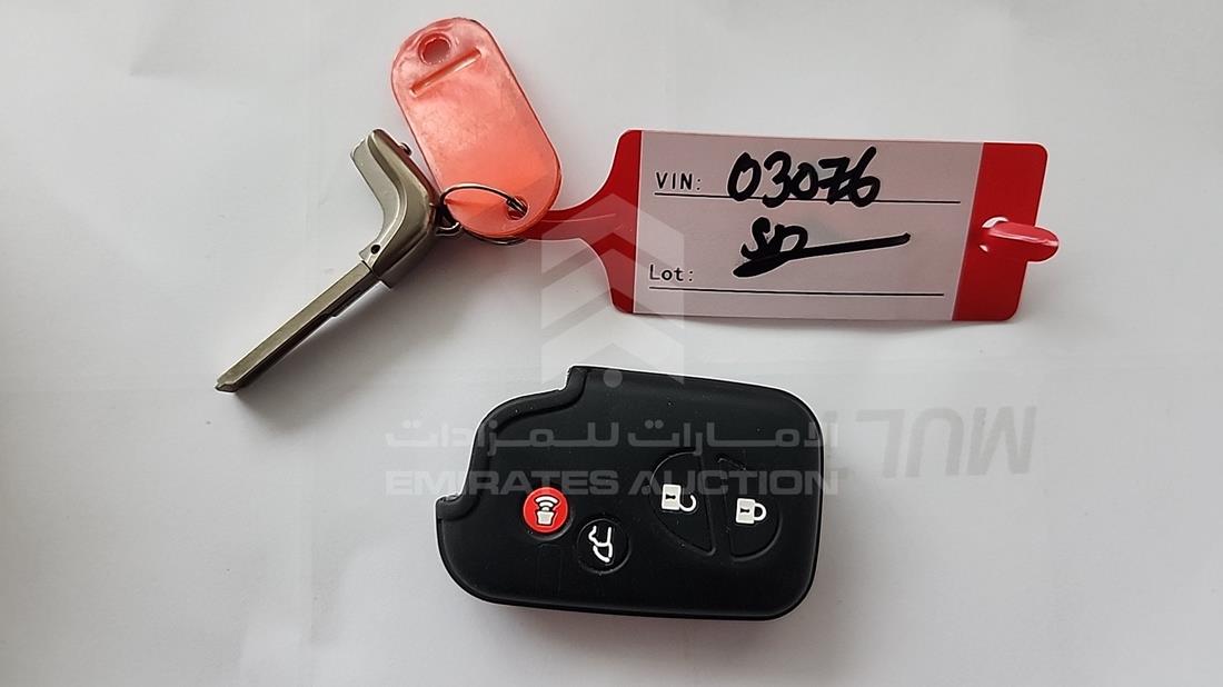 2014 Lexus IS300 — Keys — Photo 5