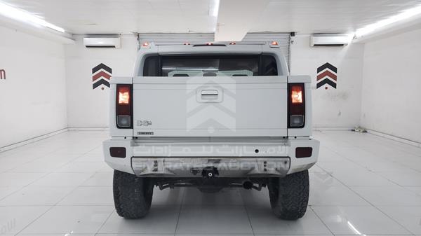 Hummer H2 2005 5GRGN22U15H104323 Image 29