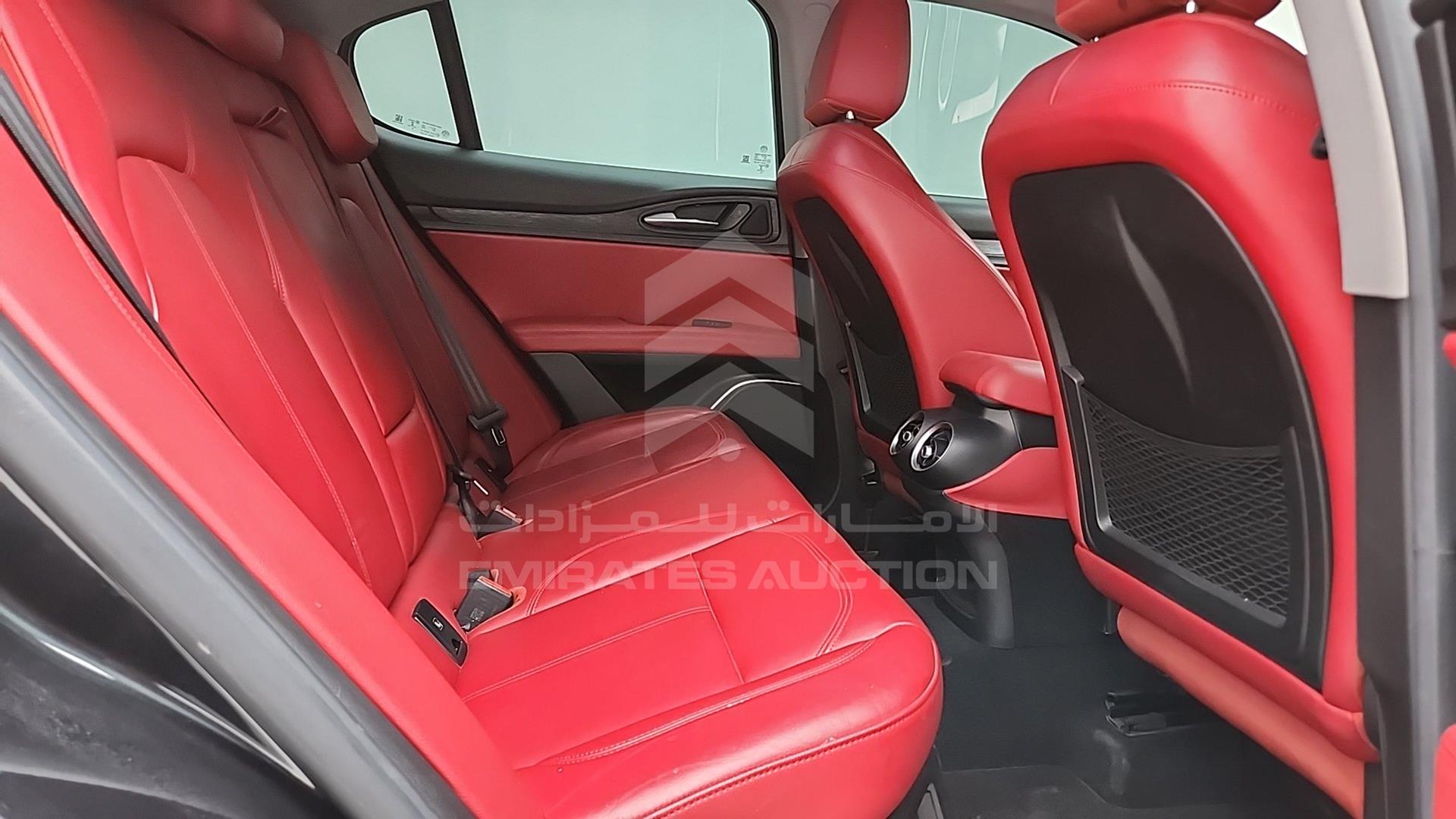 2019 ALFA ROMEO STELVIO VIN: ZASPAHBN4K7C52693