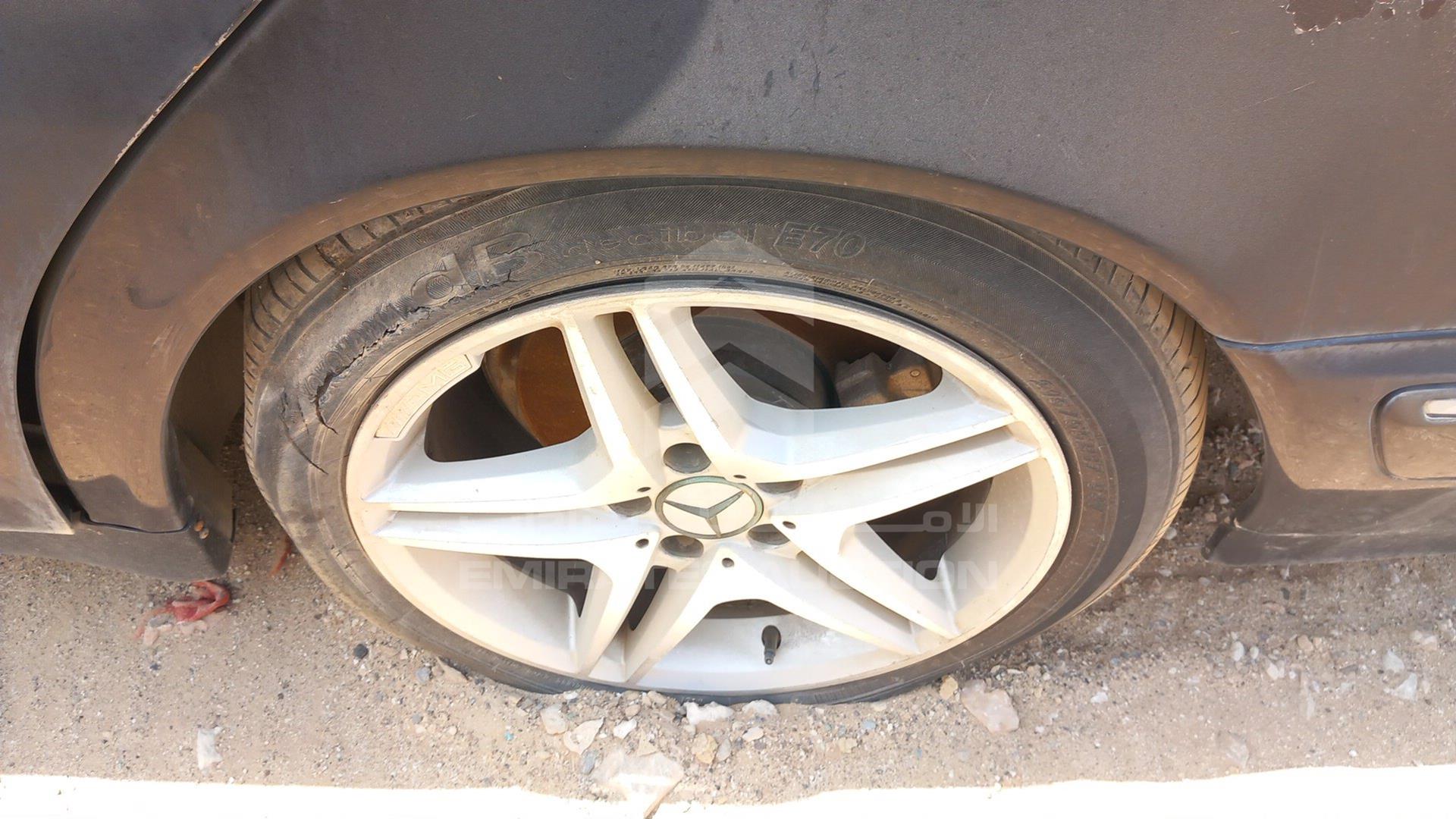 0 MERCEDES --- VIN: WDB2102611A994360