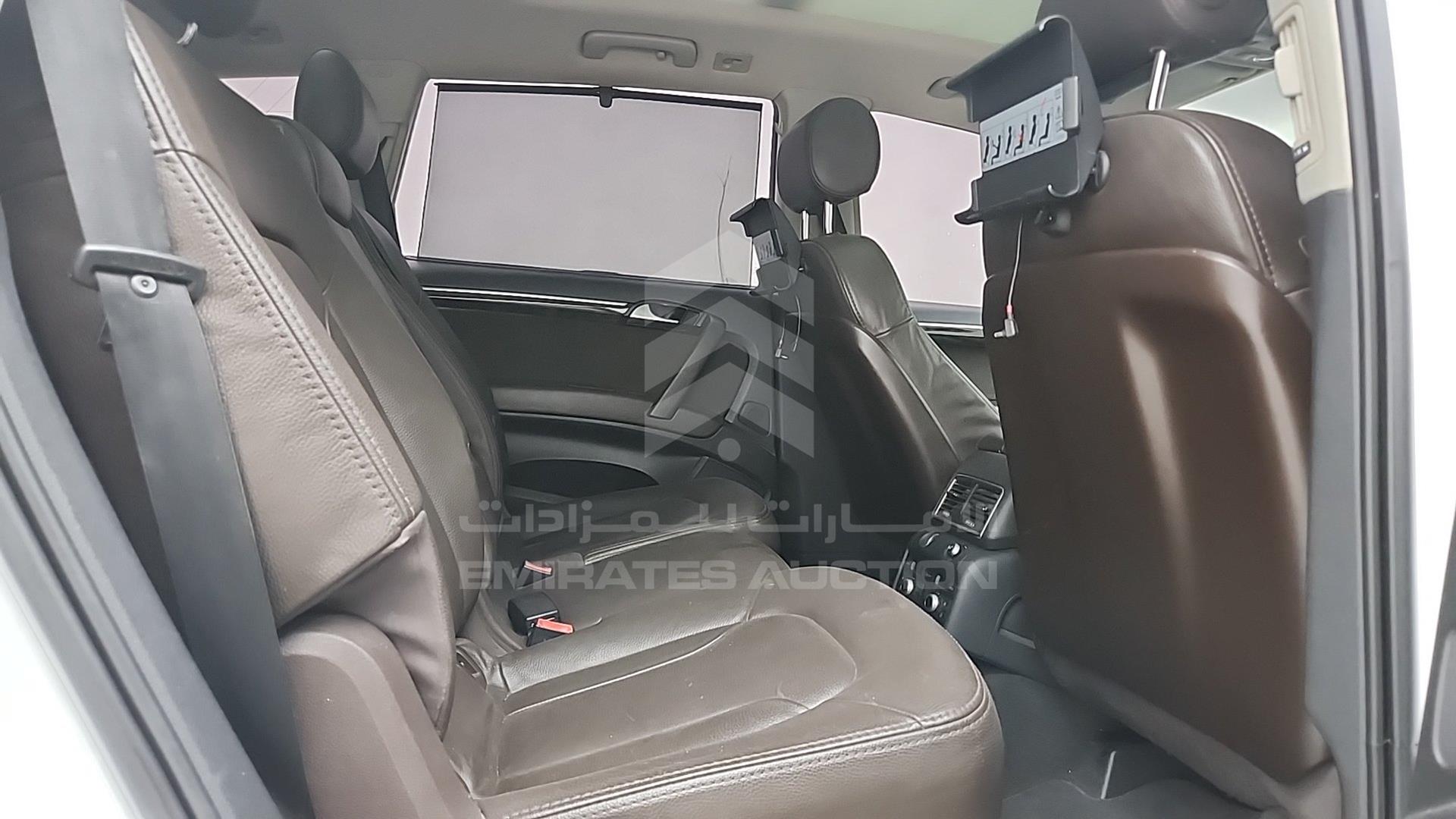 2011 AUDI Q7 VIN: WAUAGD4L6BD008768