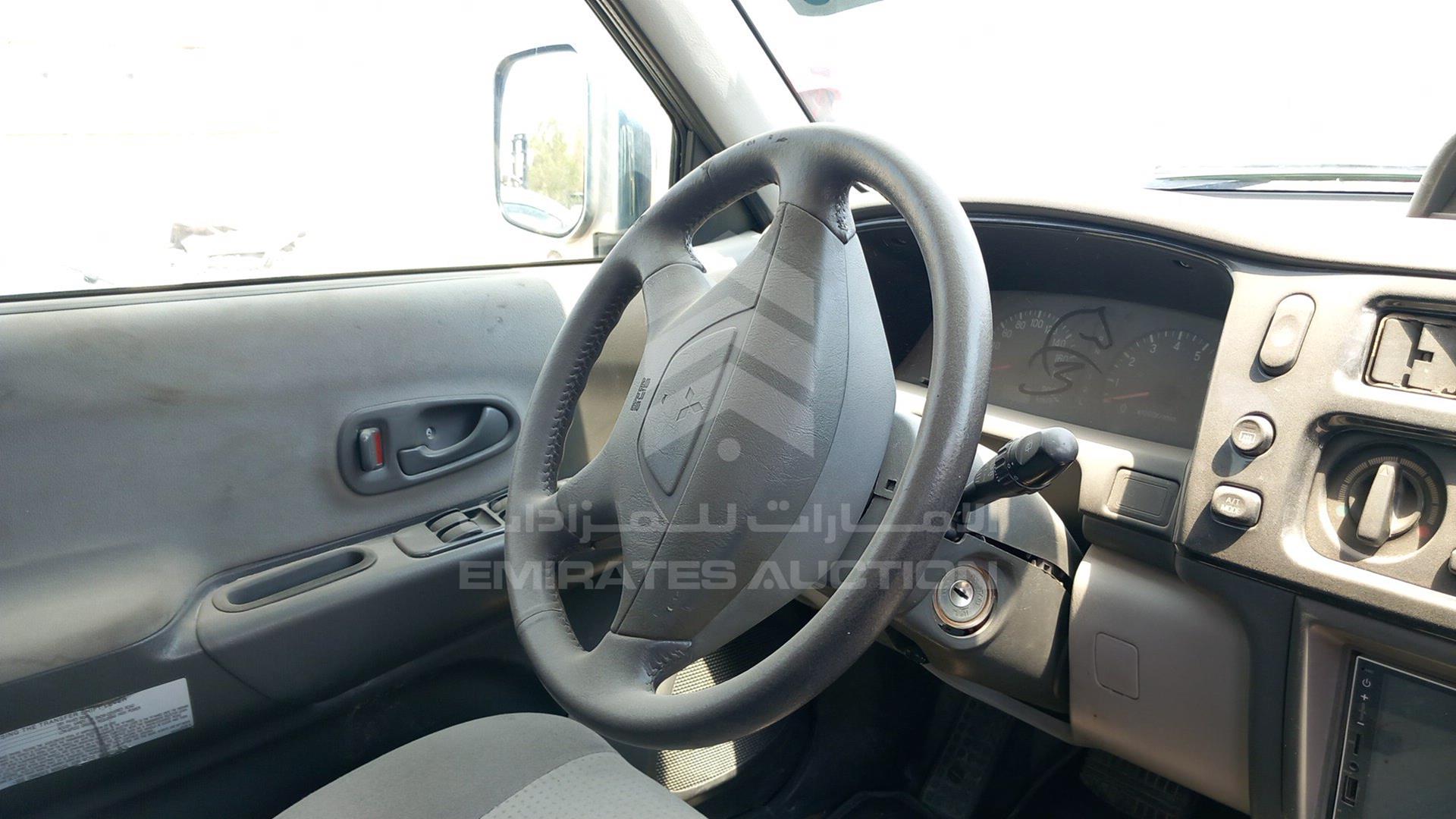 2006 MITSUBISHI NATIVA VIN: JMY0RK9606J706101