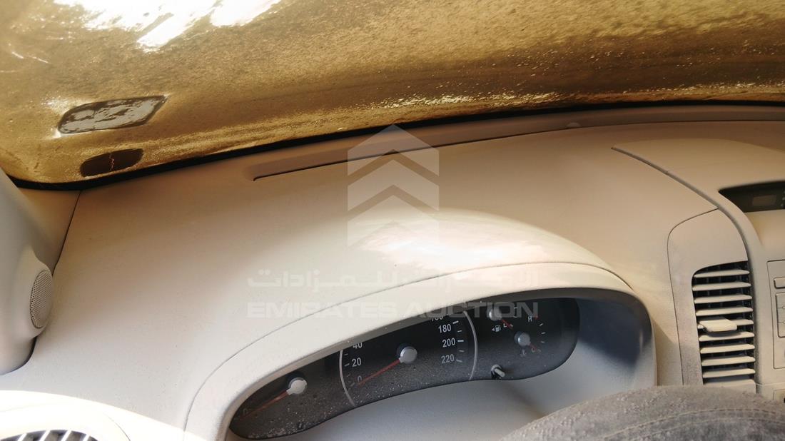 كيا كرنفال 2009 — زاوية واجهة السائق الأمامية اليسرى — صورة 11