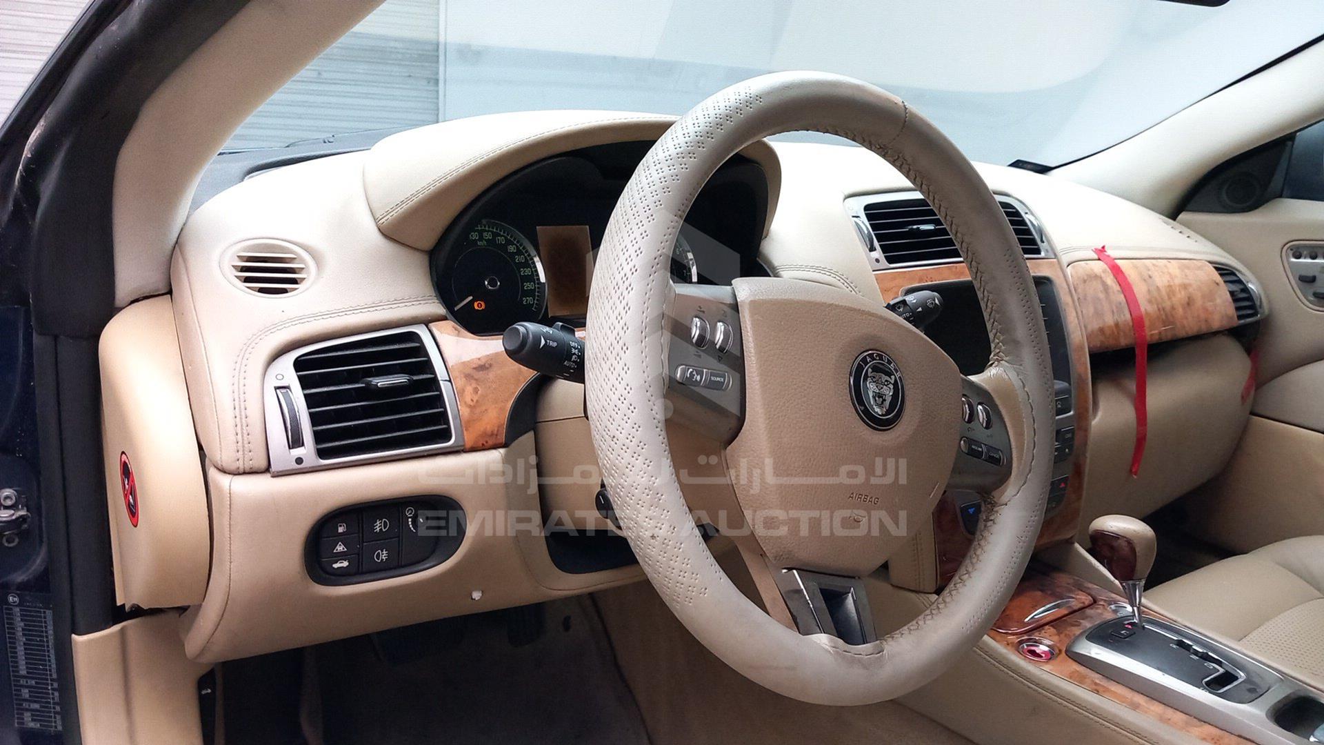 2007 JAGUAR XK VIN: SAJAA44F475B00238