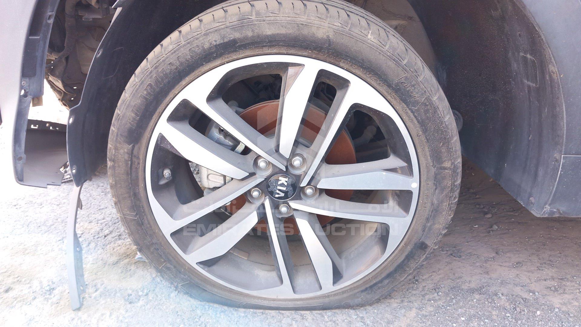 2019 KIA SPORTAGE VIN: U5YPH81A9KL593391