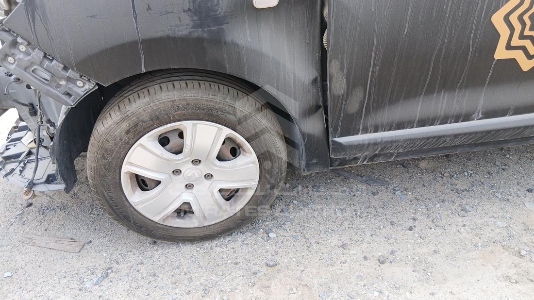 2018 Renault Dokker — Front Left Tyre — Photo 28