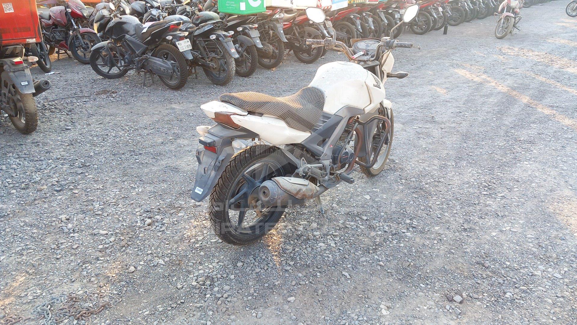 2016 HONDA UNICORN VIN: ME4KC204FG8026519