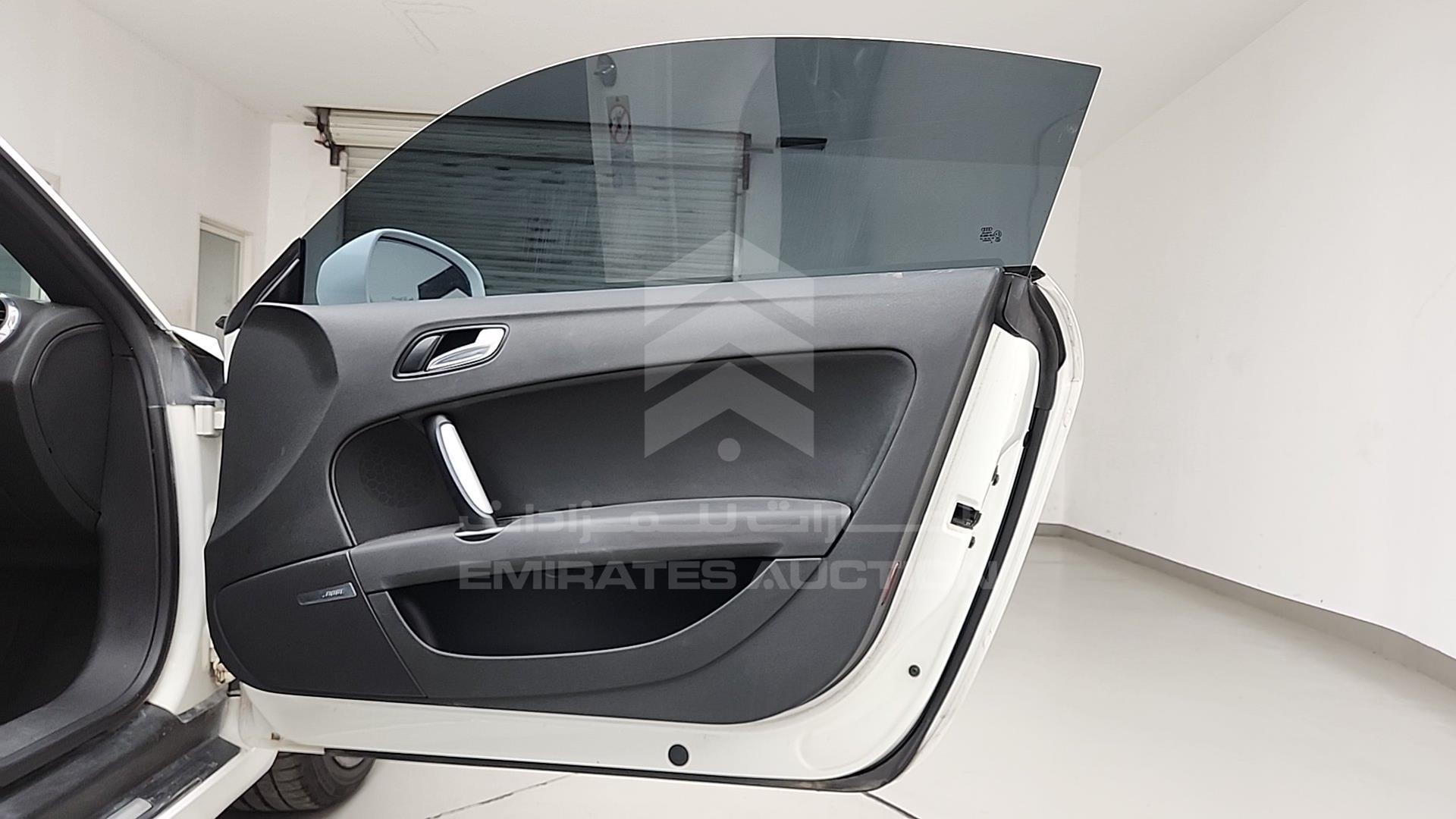 2010 AUDI TT VIN: TRUBDB8J2A1011816