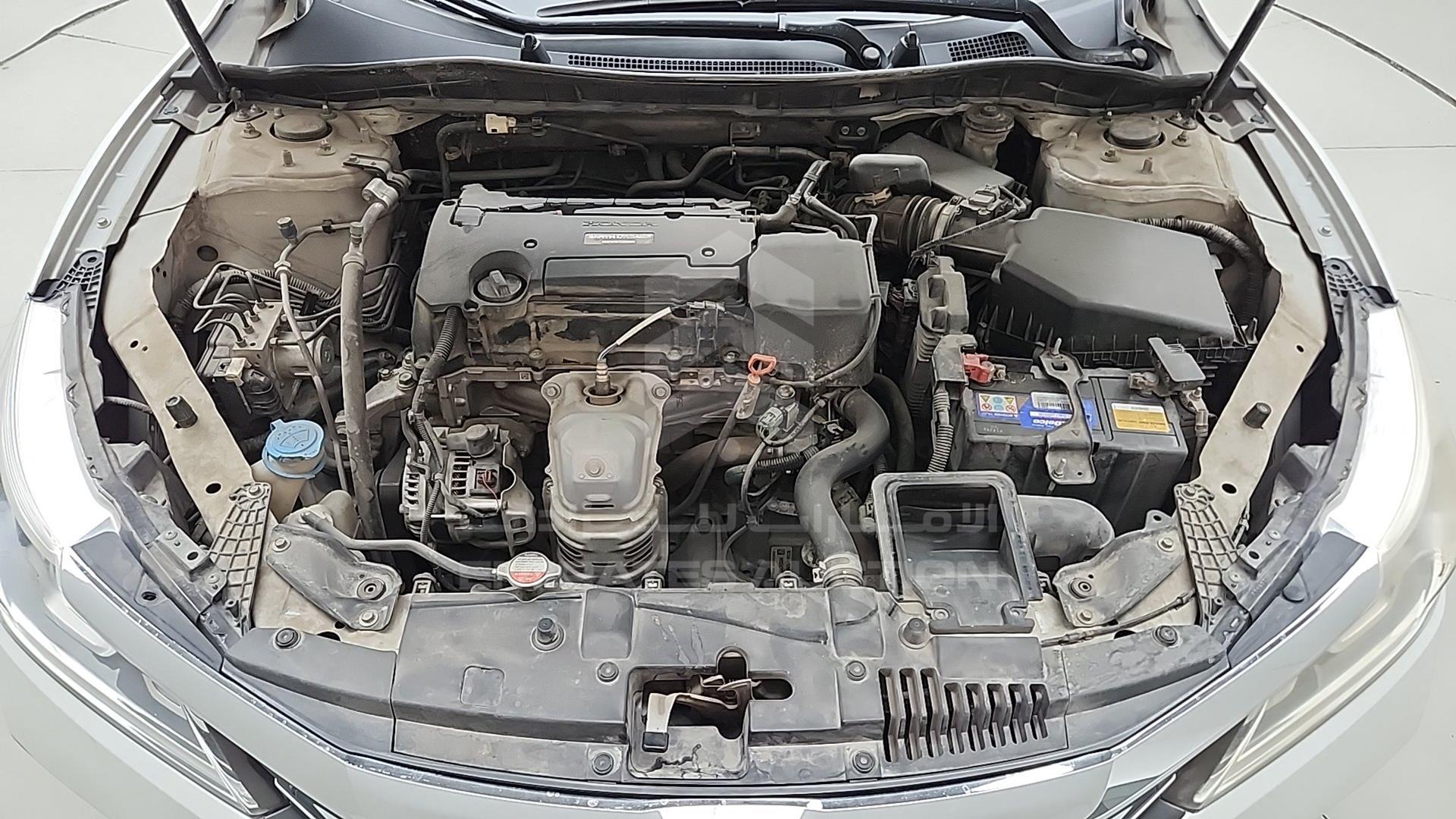 2017 HONDA ACCORD VIN: 1HGCR261XHA618318