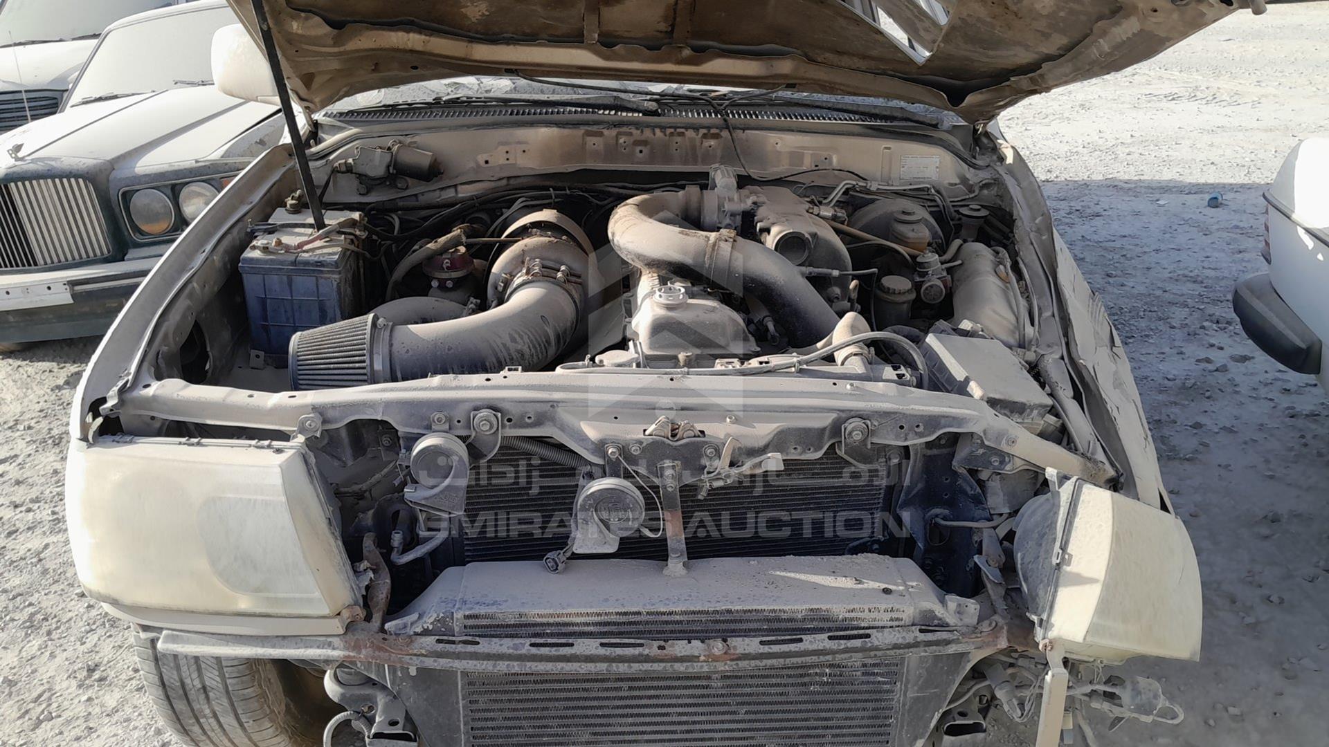 1999 TOYOTA LAND CRUISER VIN: JT3HJ09J7X0011359