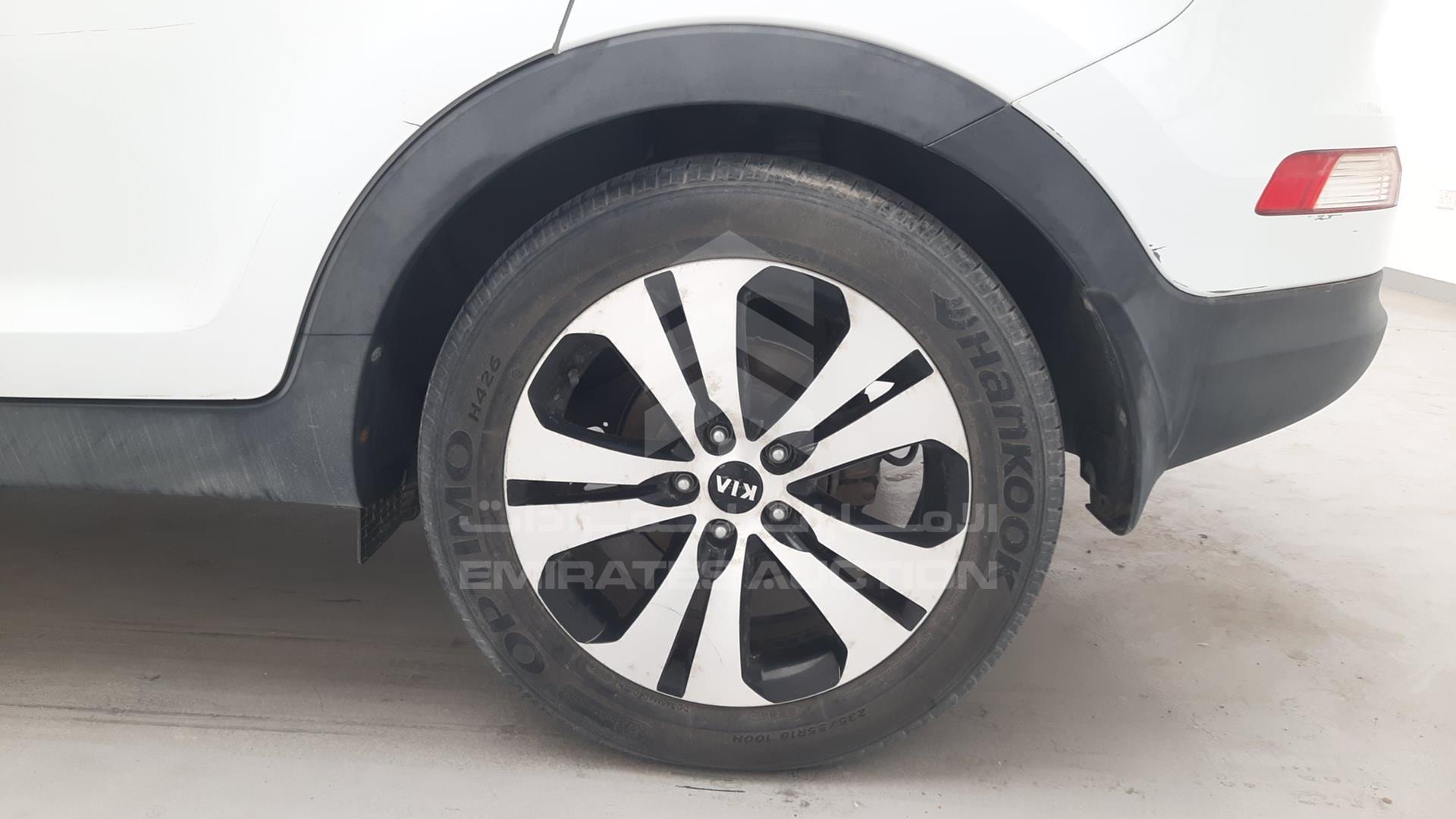 2014 KIA SPORTAGE VIN: U5YPC8113EL400378
