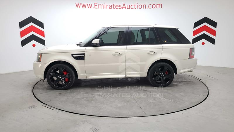 SALLSAAE4AA233314 Auction: EmiratesAuction Lot: 409182 SALLSAAE4AA233314 Range Rover Sport 2010 BLACK Photo 48
