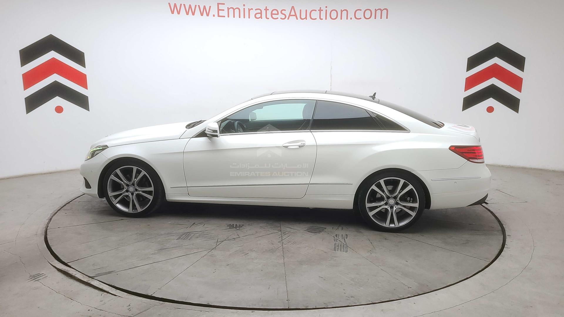 2014 MERCEDES E 200 VIN: WDDKJ3EB4EF263216