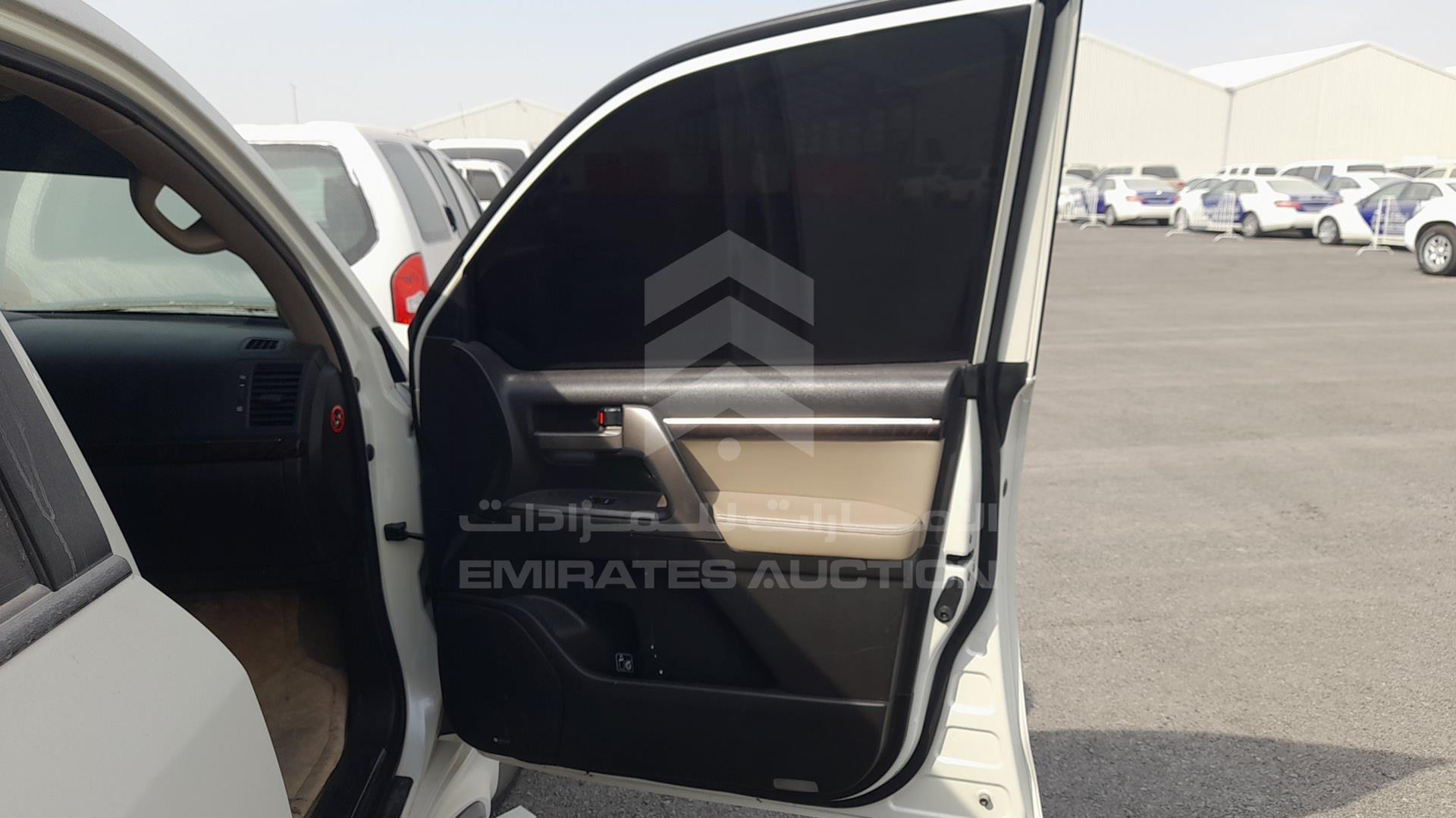 2010 TOYOTA LAND CRUISER VIN: JTMHT05J1A5056366