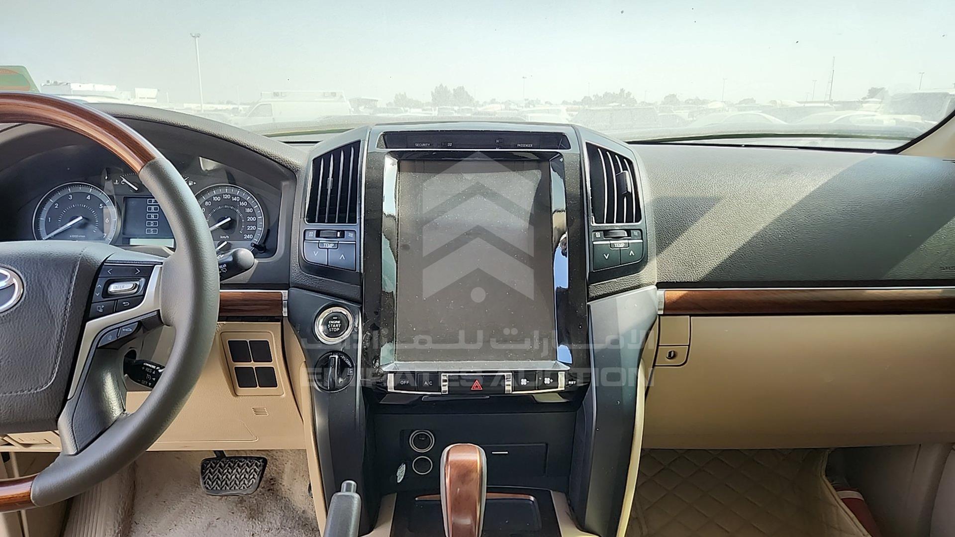 2014 TOYOTA LAND CRUISER VIN: JTMHU09J7E5081933