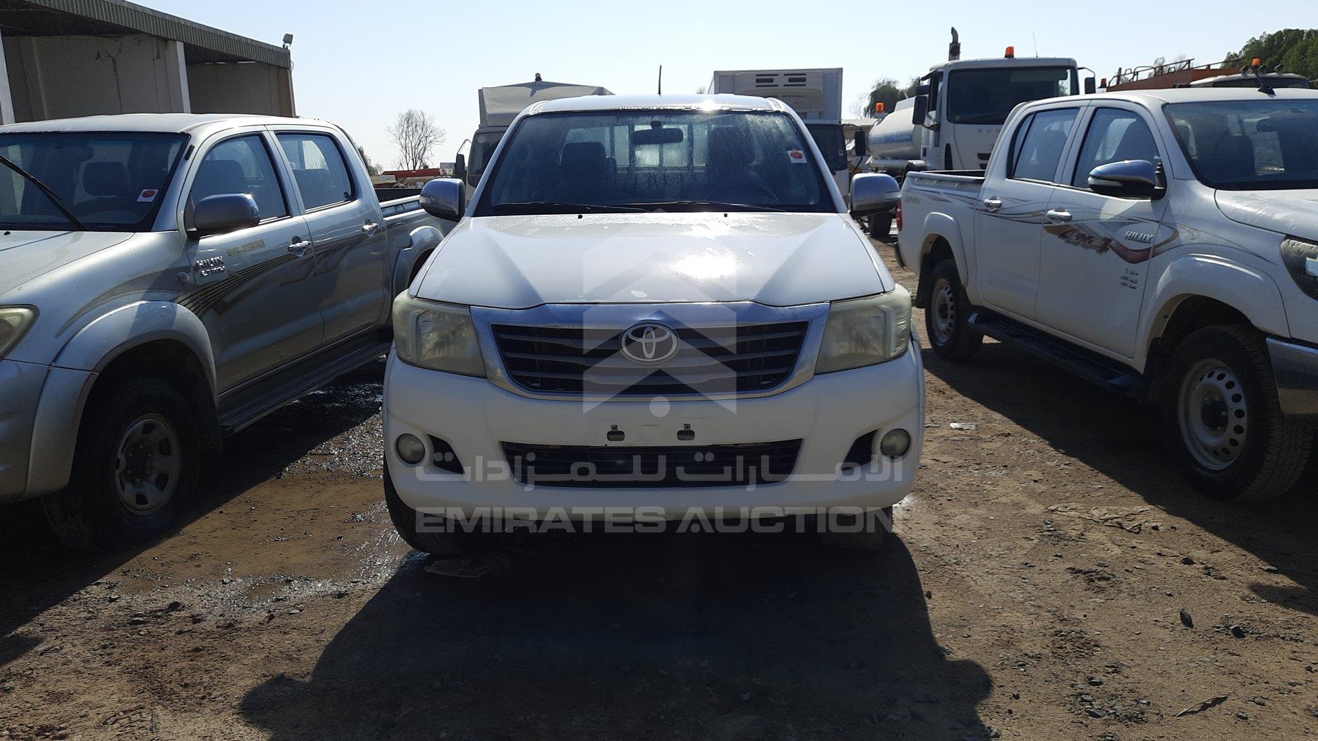 MR0FR22G8F0794777 - 2015 Toyota Hilux - #undefined