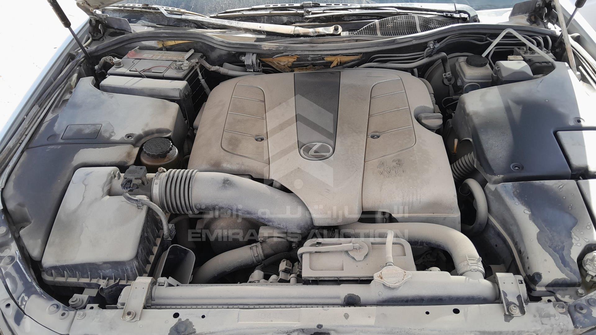 2004 LEXUS LS 430 VIN: JTHBN36F240157699