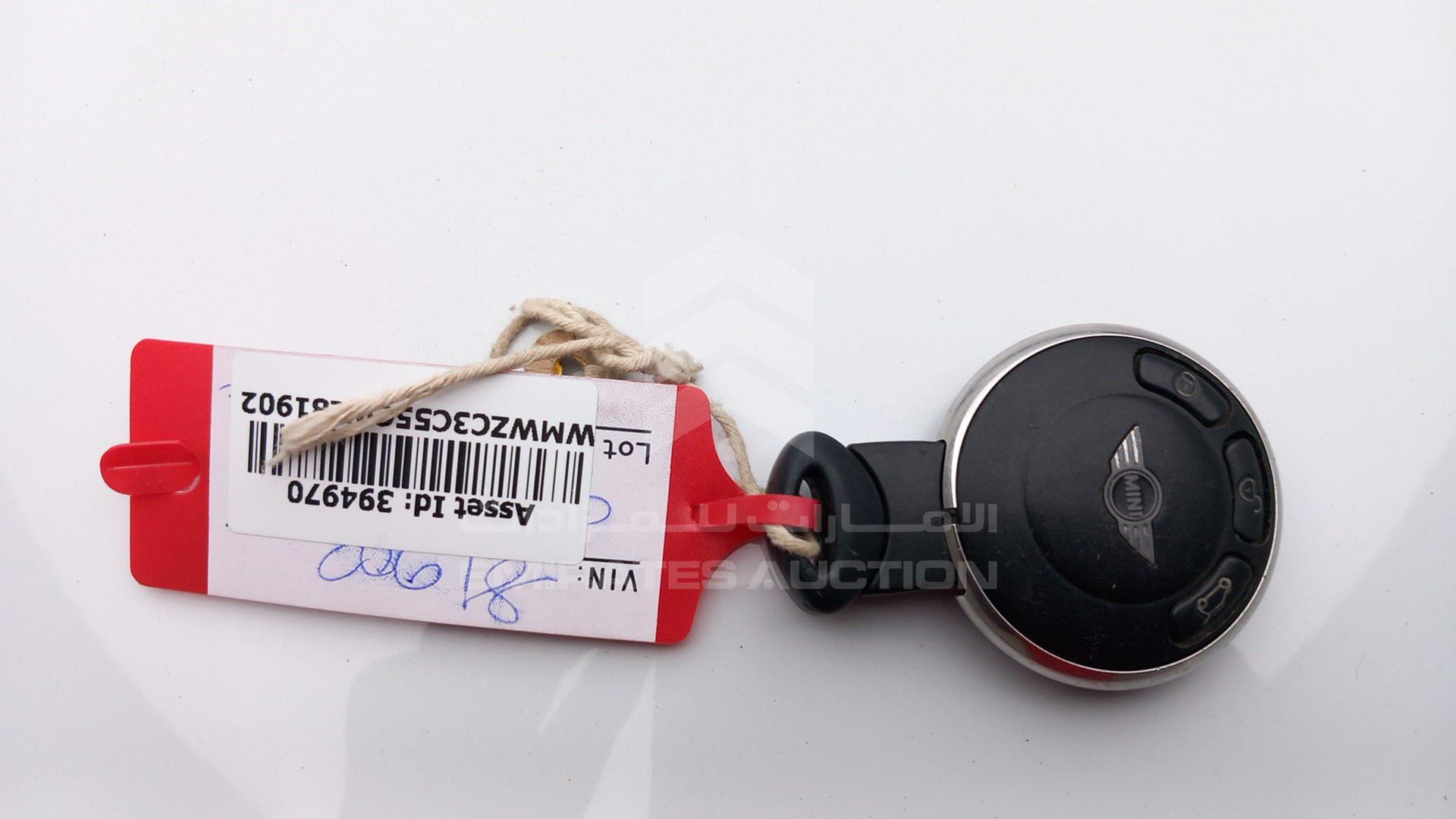 2012 MINI COOPER VIN: WMWZC3C55CWL81902