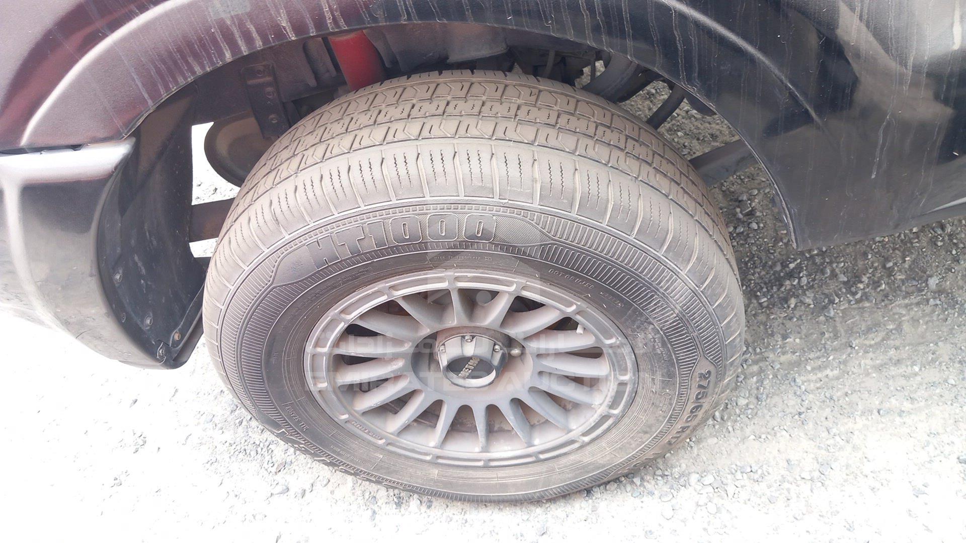 2003 MITSUBISHI PAJERO VIN: JMYMRV63W3J706395