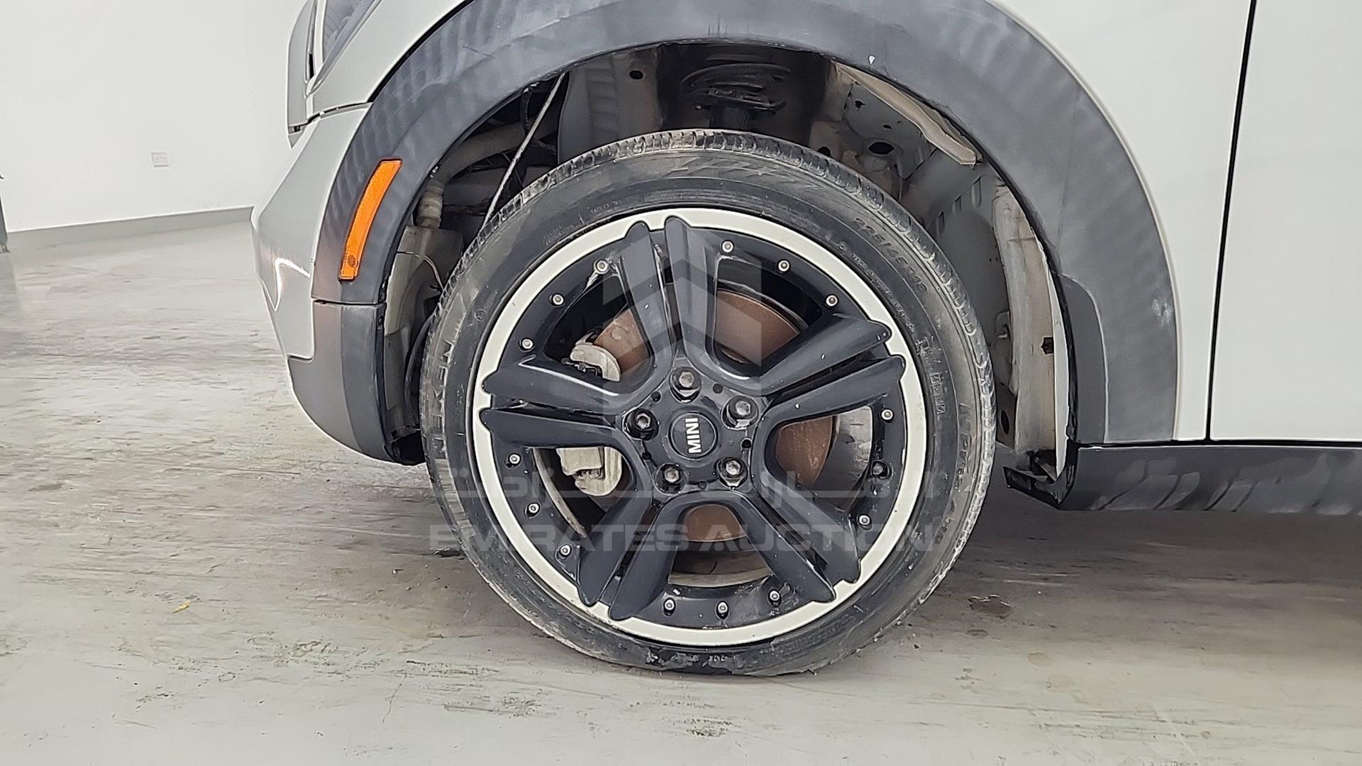 2014 MINI COOPER VIN: WMWZC3C50EWP27812
