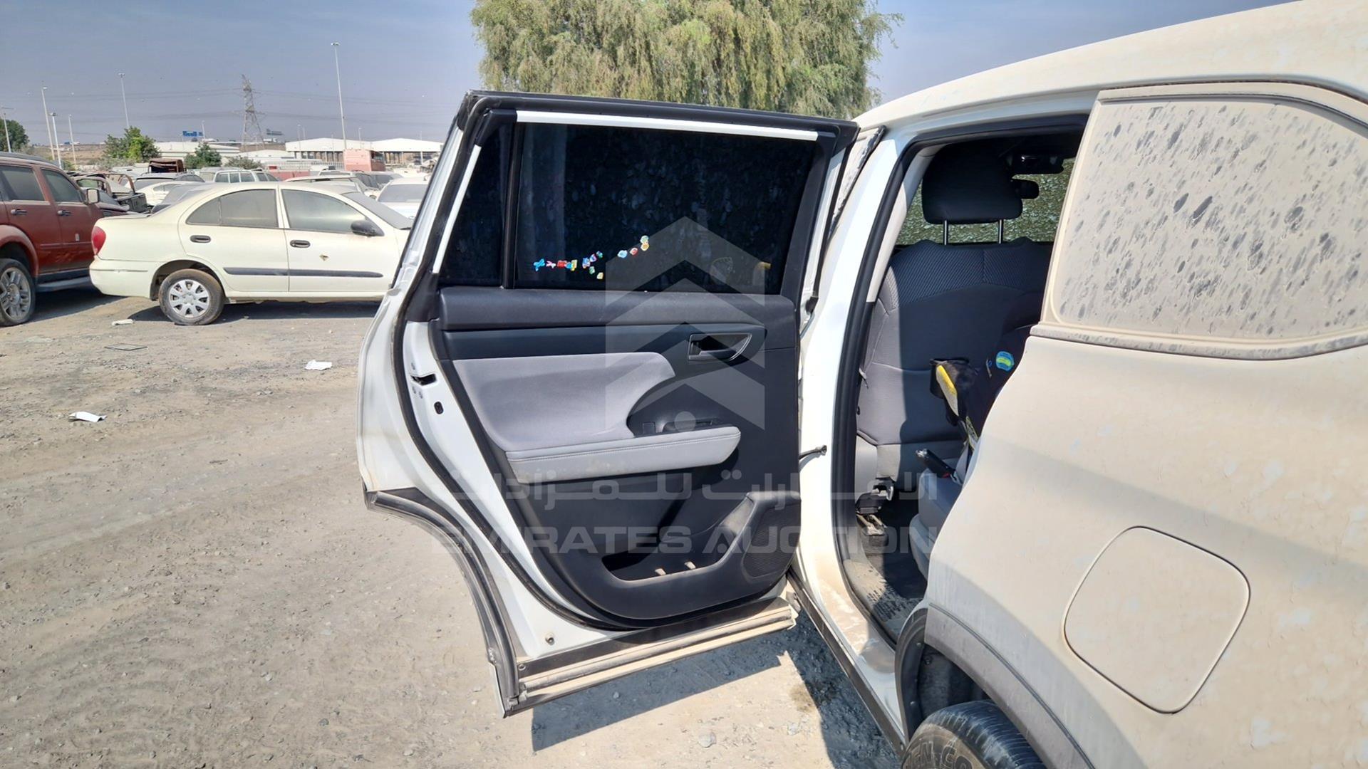 2022 TOYOTA HIGHLANDER VIN: 5TDLB3CH7NS088561