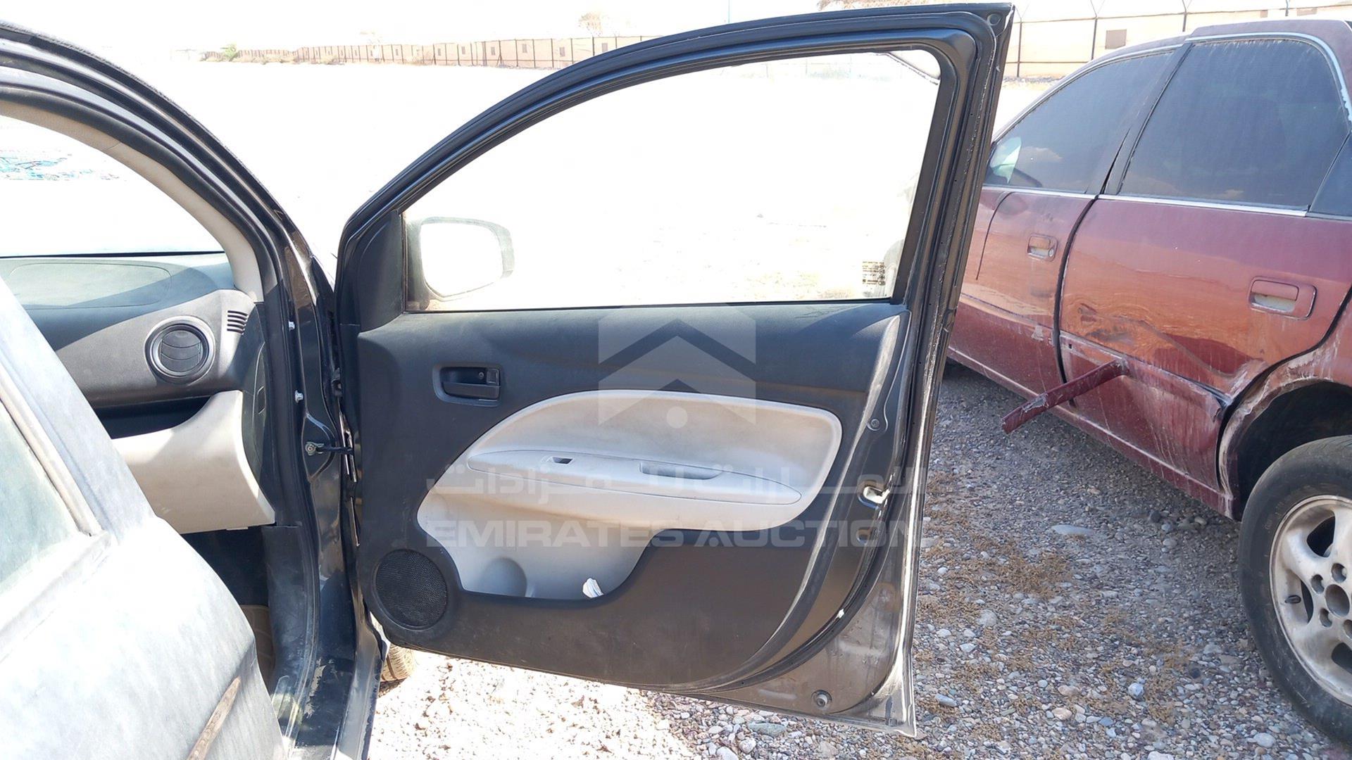 2014 MITSUBISHI ATTRAGE VIN: MMBSTA13AEH016904