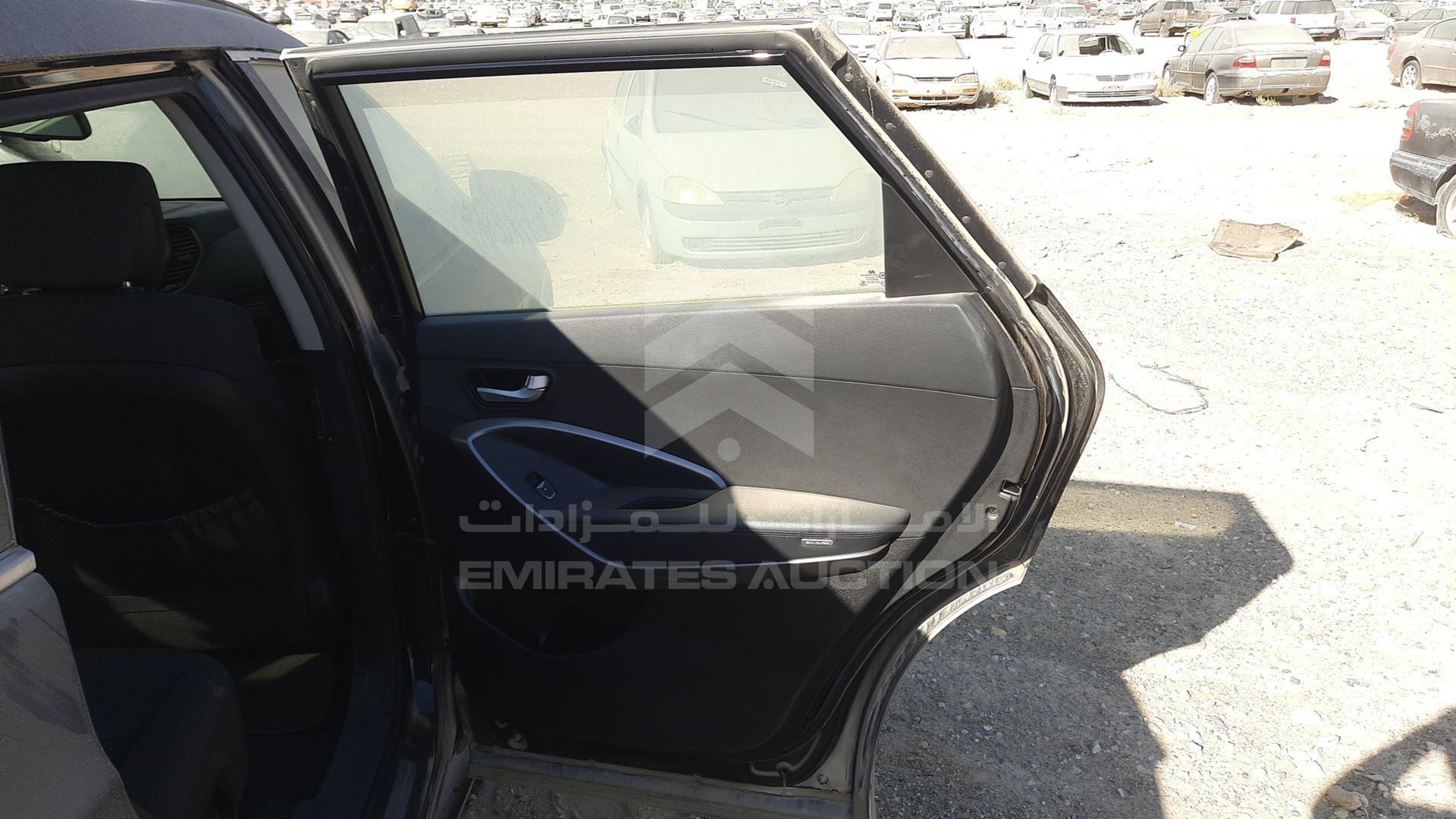 2014 HYUNDAI SANTA FE VIN: KMHSN81E3EU030365