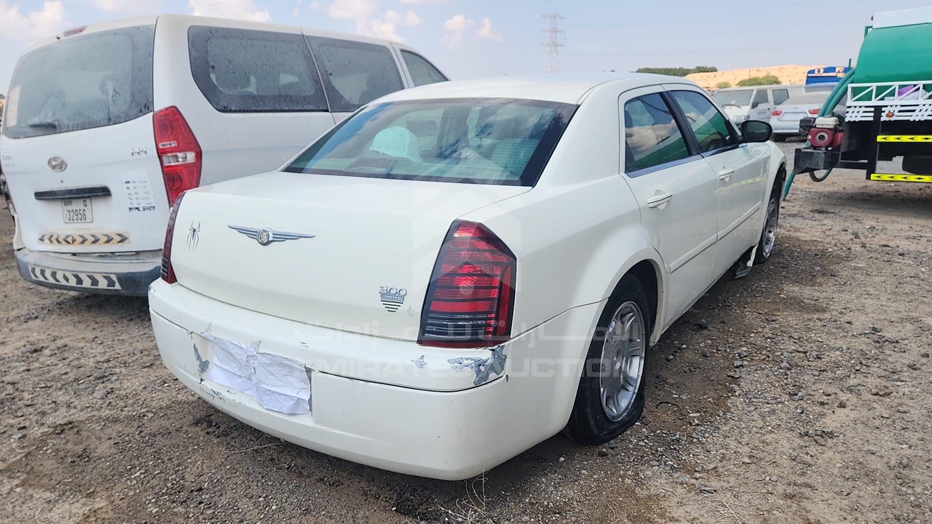 2005 CHRYSLER 300 VIN: 2C3AA53G15H506290