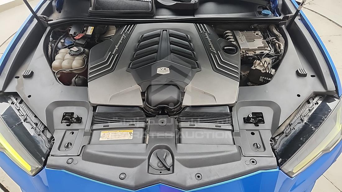2021 Lamborghini Urus — Engine Bay — Photo 35